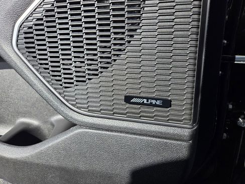 New 2025 Jeep Grand Cherokee Limited w/ Luxury Tech Group II image 10