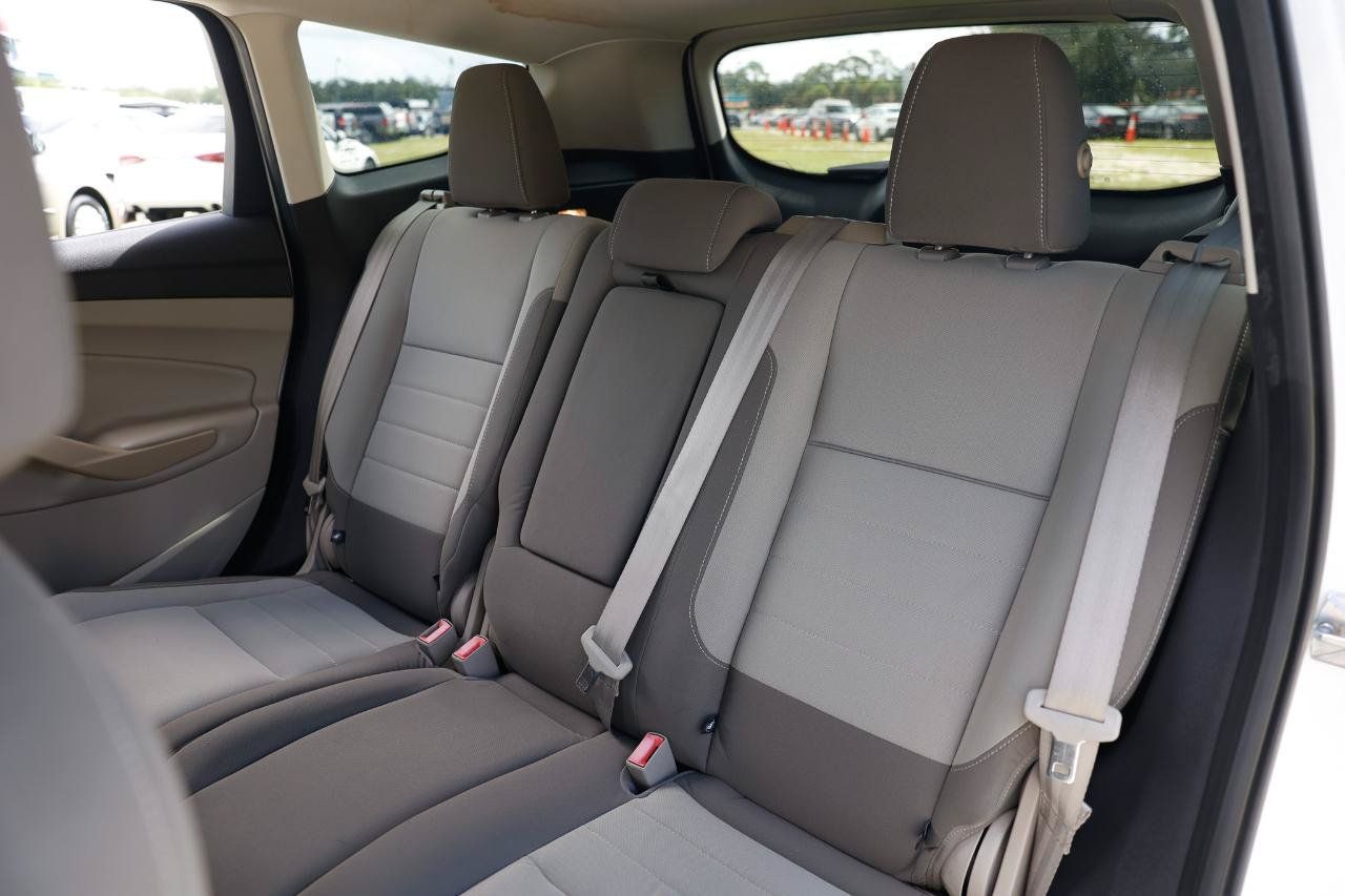 Used 2013 Ford Escape SE FWD image 8