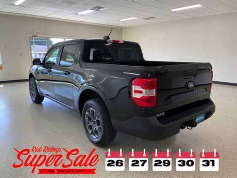 New 2025 Ford Maverick XLT w/ XLT Luxury Package image 9