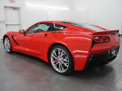 Used 2015 Chevrolet Corvette Stingray Coupe w/ 3LT Preferred Equipment Group RWD image 6
