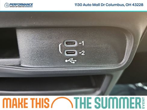 New 2026 Chrysler Pacifica Select w/ S Appearance Package FWD image 28