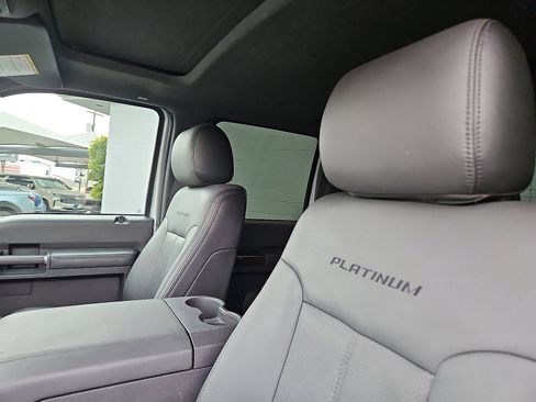 Used 2016 Ford F250 Platinum w/ FX4 Off-Road Package image 11