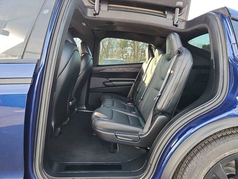 Used 2022 Tesla Model X image 10