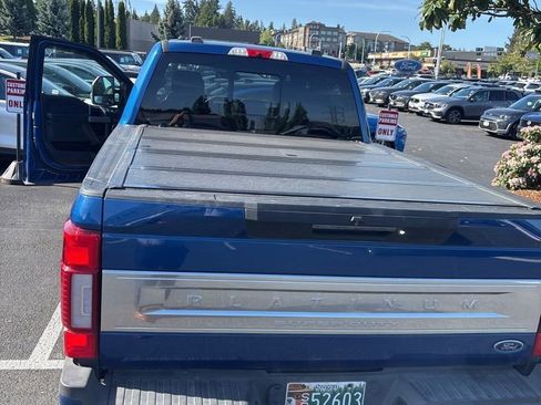 Used 2022 Ford F350 Platinum AWD/4WD image 4