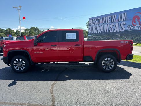 Used 2025 Chevrolet Silverado 2500 Custom w/ Custom Value Package AWD/4WD image 9