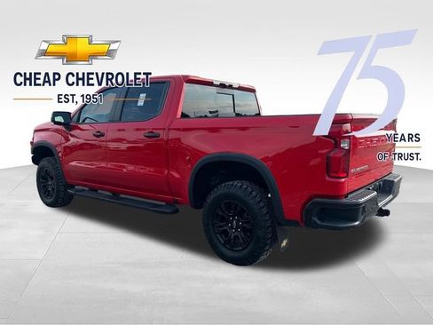 Used 2024 Chevrolet Silverado 1500 ZR2 AWD/4WD image 3