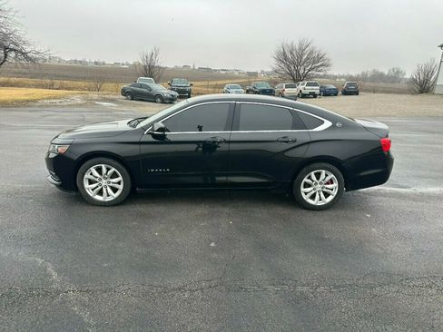 Used 2019 Chevrolet Impala LT FWD image 2