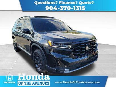 Used 2025 Honda Pilot TrailSport