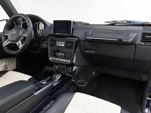Used 2016 Mercedes-Benz G 63 AMG 4MATIC image 2
