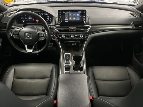 Used 2022 Honda Accord Sport image 3