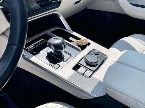 Certified 2024 MAZDA CX-90 Plug-In Hybrid w/ Premium Plus AWD/4WD image 10