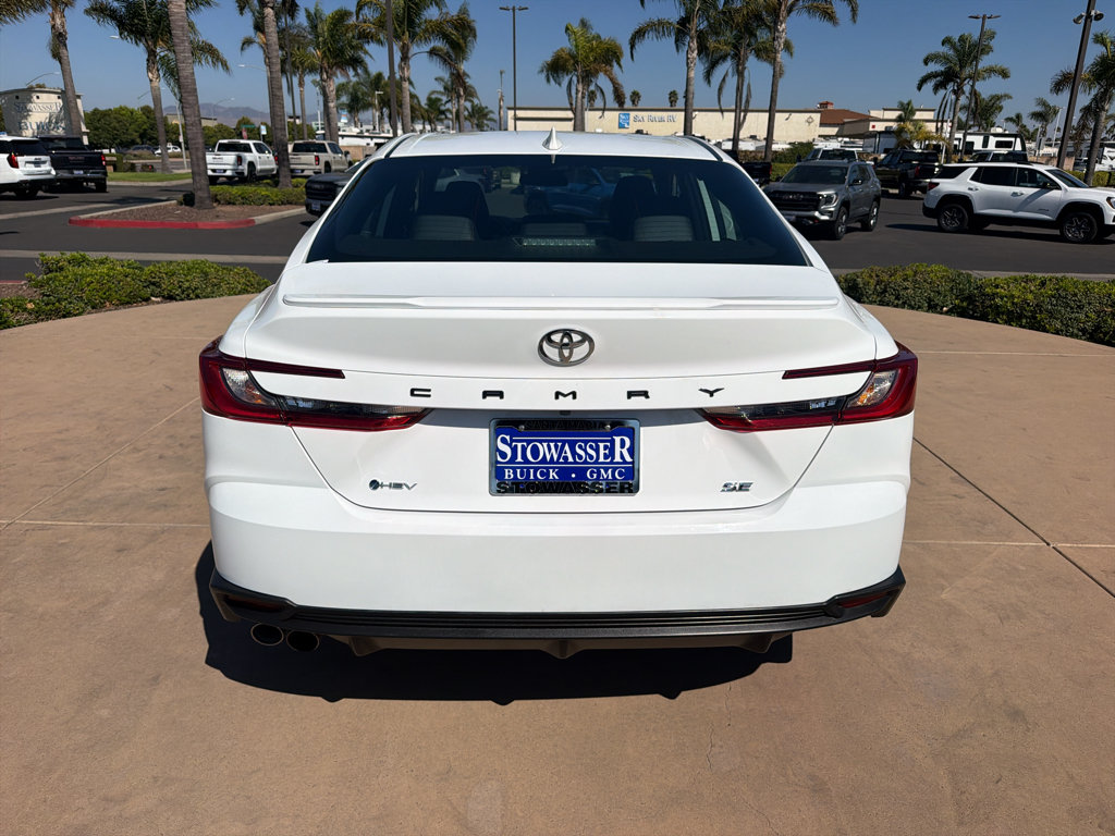 Used 2025 Toyota Camry SE FWD image 6