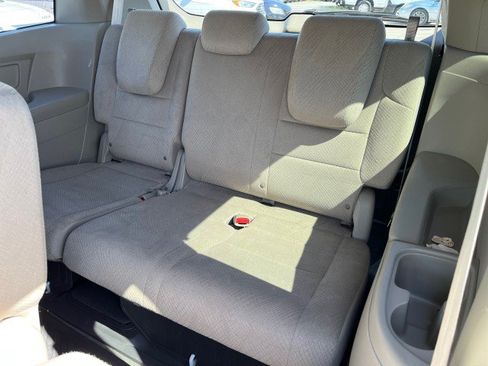 Used 2016 Honda Odyssey SE image 16