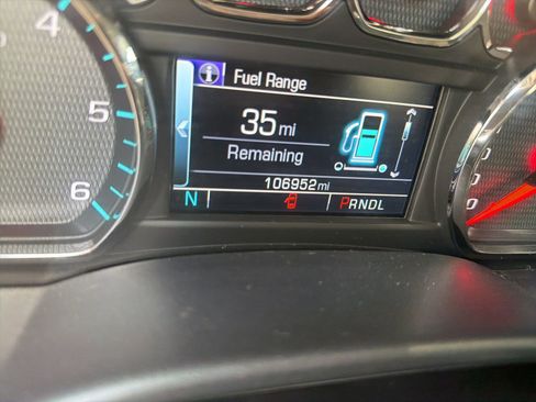 Used 2018 Chevrolet Silverado 1500 LT w/ All Star Edition image 16