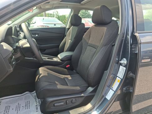 Used 2024 Honda Accord EX image 13
