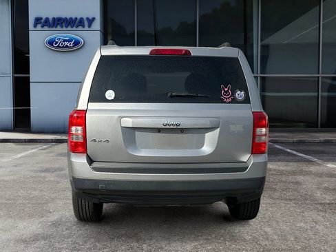 Used 2015 Jeep Patriot Sport w/ Power Value Group AWD/4WD image 5