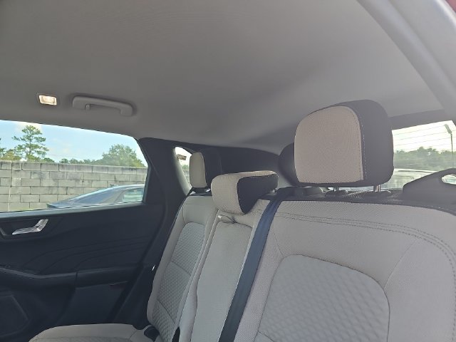 Used 2021 Ford Escape SE w/ SE Sport Appearance Package FWD image 14