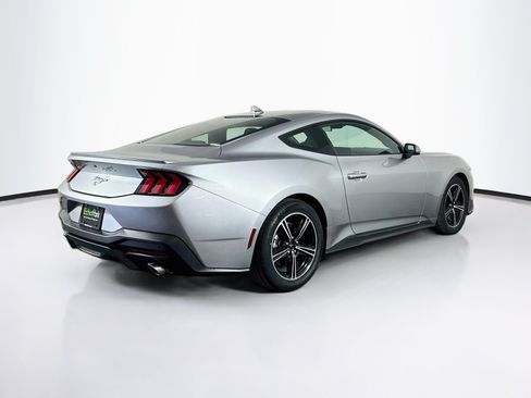 Used 2025 Ford Mustang Premium RWD image 9
