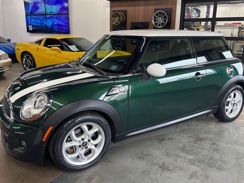 Used 2012 MINI Cooper S image 1