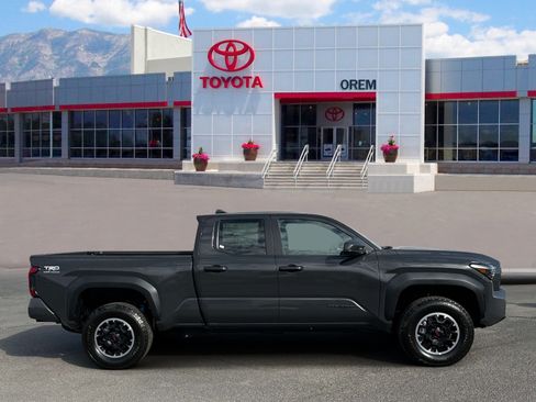 New 2026 Toyota Tacoma TRD Off-Road AWD/4WD image 3