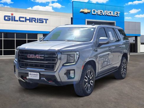 Used 2024 GMC Yukon AT4 w/ AT4 Premium Package AWD/4WD image 3