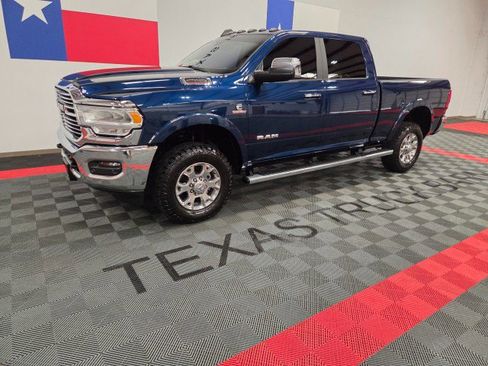 Used 2021 RAM 2500 Laramie AWD/4WD image 2