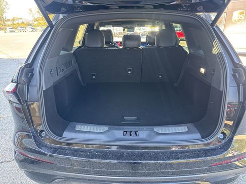 New 2025 Lincoln Nautilus Reserve image 22