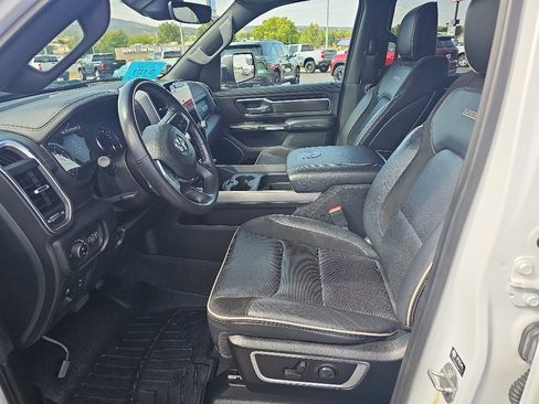 Used 2022 RAM 1500 Laramie w/ Sport Appearance Package AWD/4WD image 11