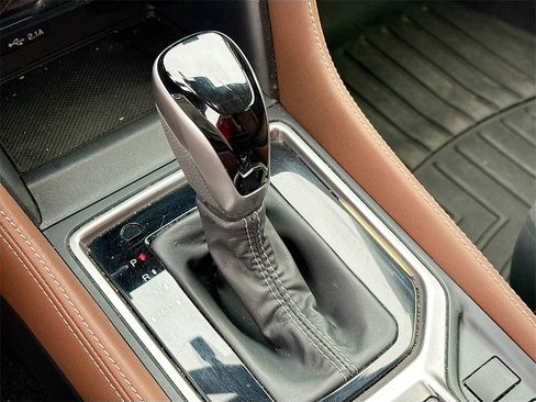 Used 2024 Subaru Forester Touring image 17