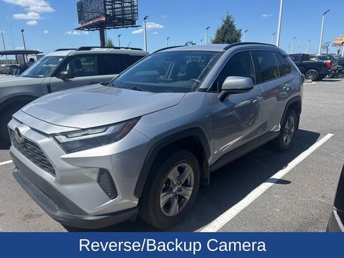 Used 2024 Toyota RAV4 XLE image 3