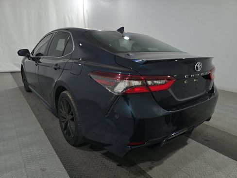 Used 2021 Toyota Camry SE FWD image 7
