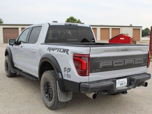 Used 2025 Ford F150 Raptor AWD/4WD image 4