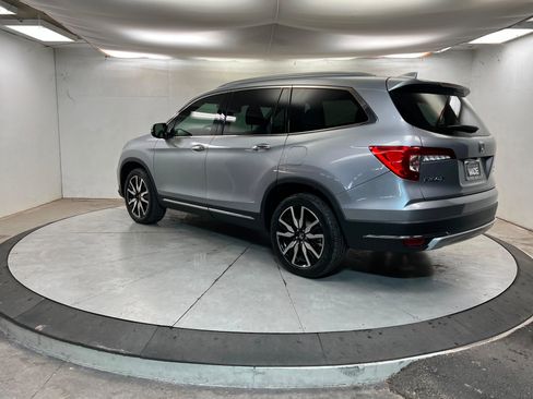 Used 2019 Honda Pilot Elite image 3