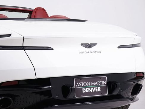 Used 2019 Aston Martin DB11 Volante RWD image 19