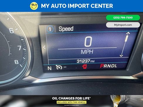 Used 2022 Chevrolet Equinox LT AWD/4WD image 16