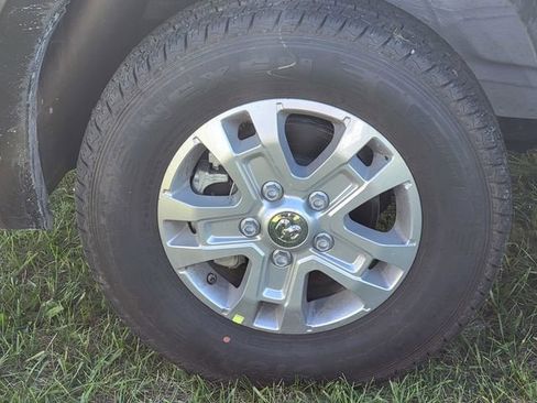 New 2025 RAM ProMaster 3500 w/ Quick Order Package 22G SLT image 11