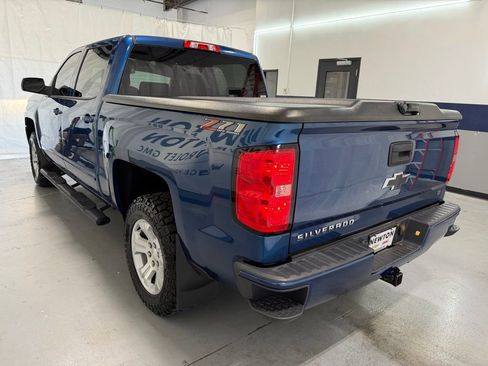 Used 2018 Chevrolet Silverado 1500 LT w/ All Star Edition image 32