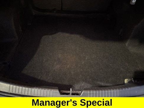 Used 2024 Chevrolet Malibu LT image 34