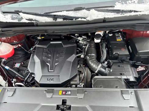 Used 2024 Kia Carnival LX image 21