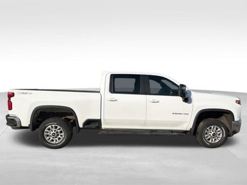 Used 2020 Chevrolet Silverado 2500 LT w/ Fleet Comfort Package AWD/4WD image 2