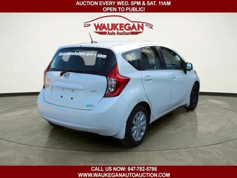 Used 2014 Nissan Versa Note SV w/ Convenience Package FWD image 5