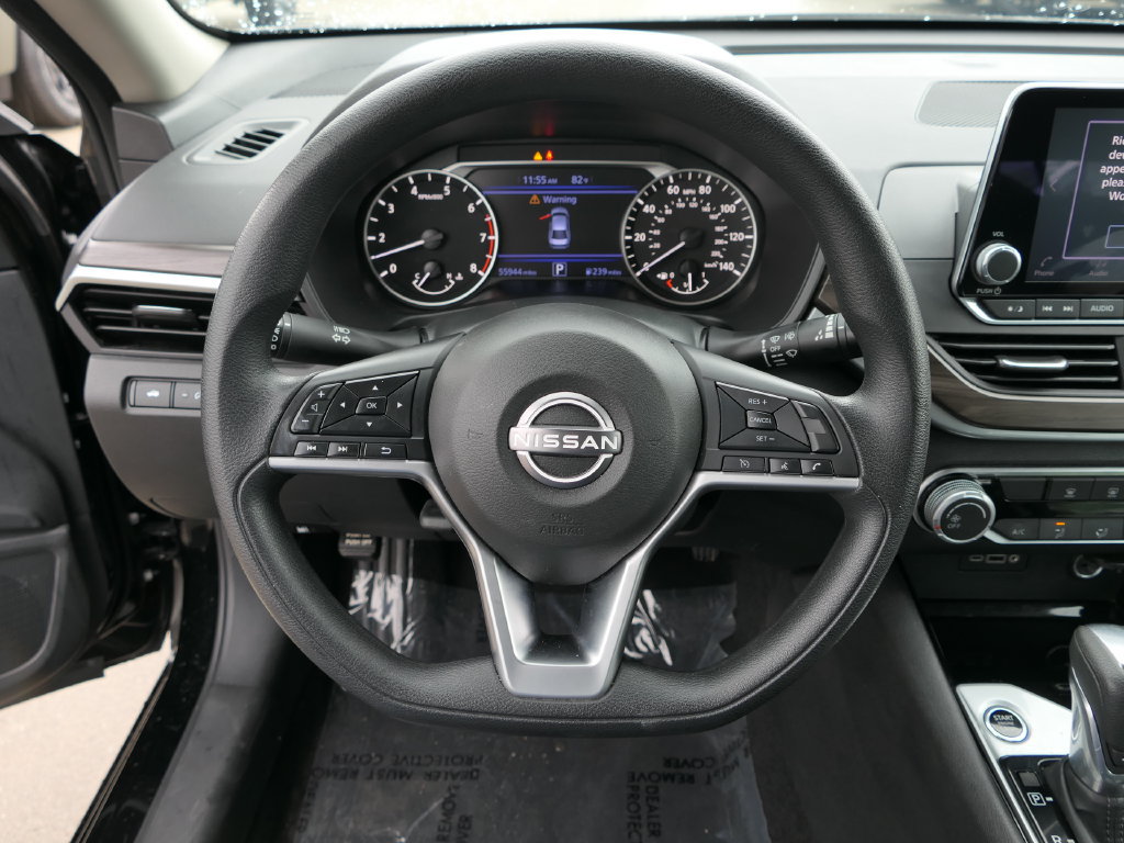 Used 2024 Nissan Altima 2.5 SV FWD image 12