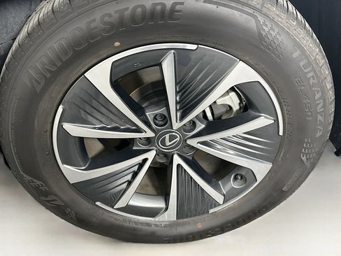 Used 2023 Lexus RZ 450e Premium w/ Technology Package image 11