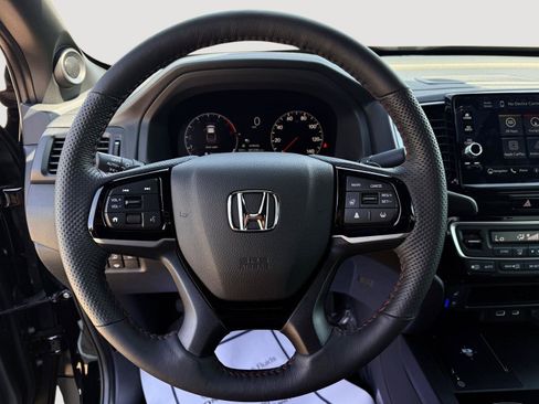 Used 2026 Honda Ridgeline Black Edition image 18