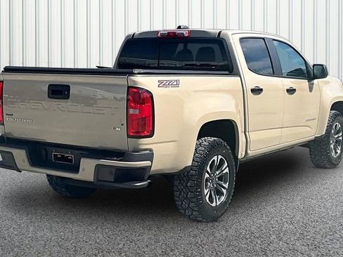 Used 2022 Chevrolet Colorado Z71 AWD/4WD image 12
