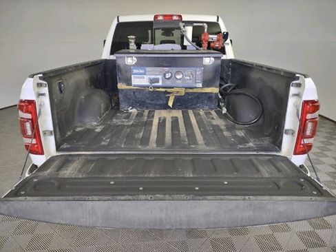 Used 2023 RAM 2500 Laramie AWD/4WD image 9