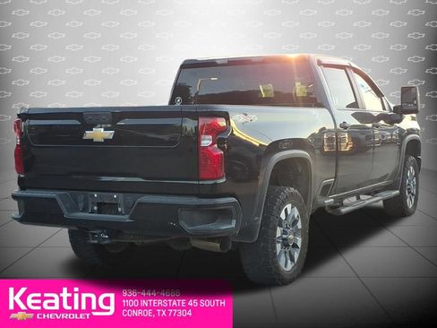 Used 2023 Chevrolet Silverado 2500 Custom w/ Custom Value Package AWD/4WD image 6