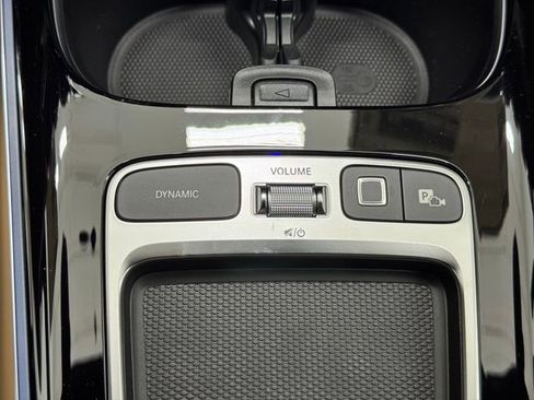 New 2025 Mercedes-Benz GLA 250 image 37