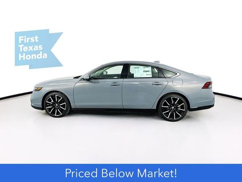 New 2026 Honda Accord Touring image 4