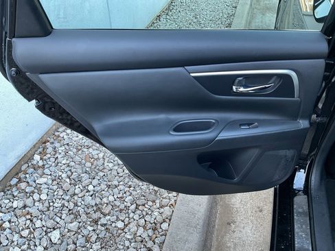 Used 2016 Nissan Altima 2.5 SL w/ 2.5 Technology w/LED Package image 16